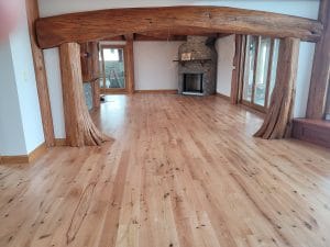 Red Oak Live Sawn - fun statement funky house with tree pillars
